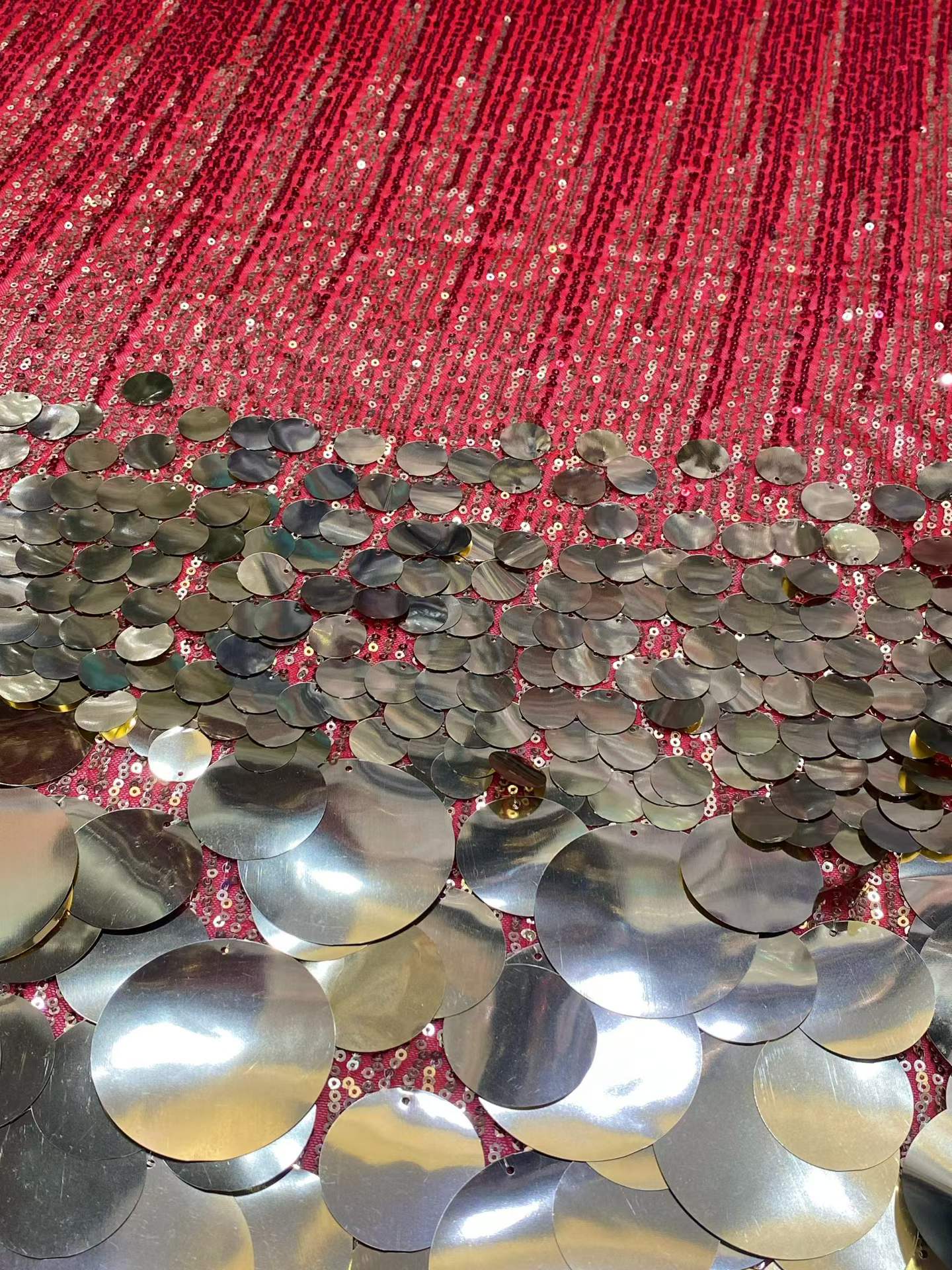 5 ياردات من قماش التول المزين  - مراجعة Glitter Tablecloth وسعره